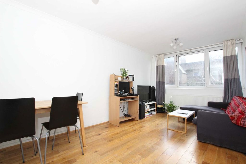 Property photo 1 of 3
