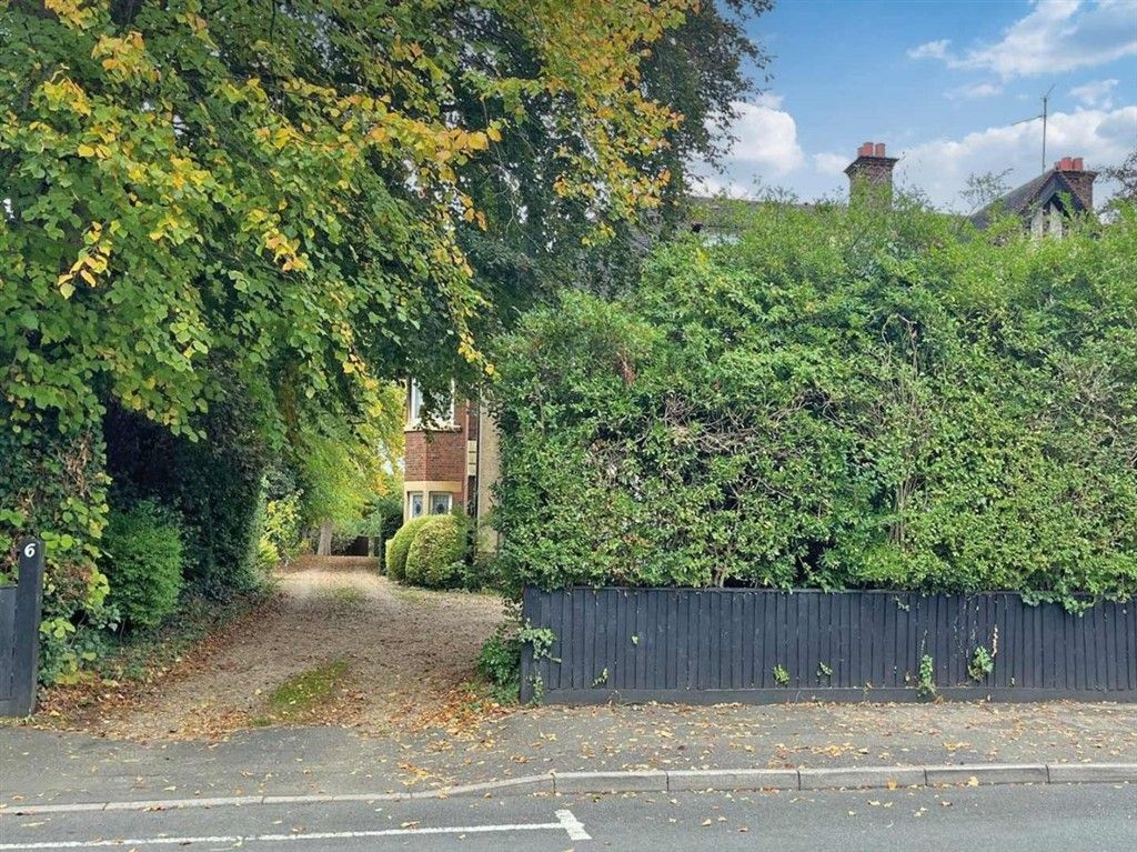 Property photo 2 of 5