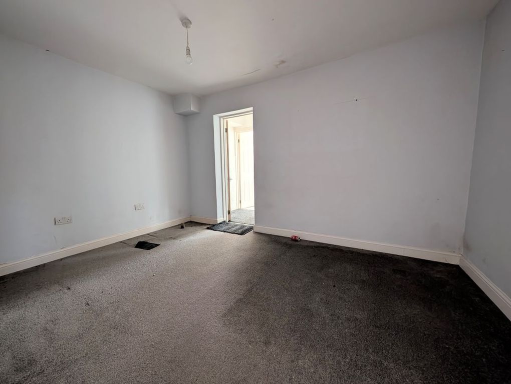Property photo 3 of 9 Image 3