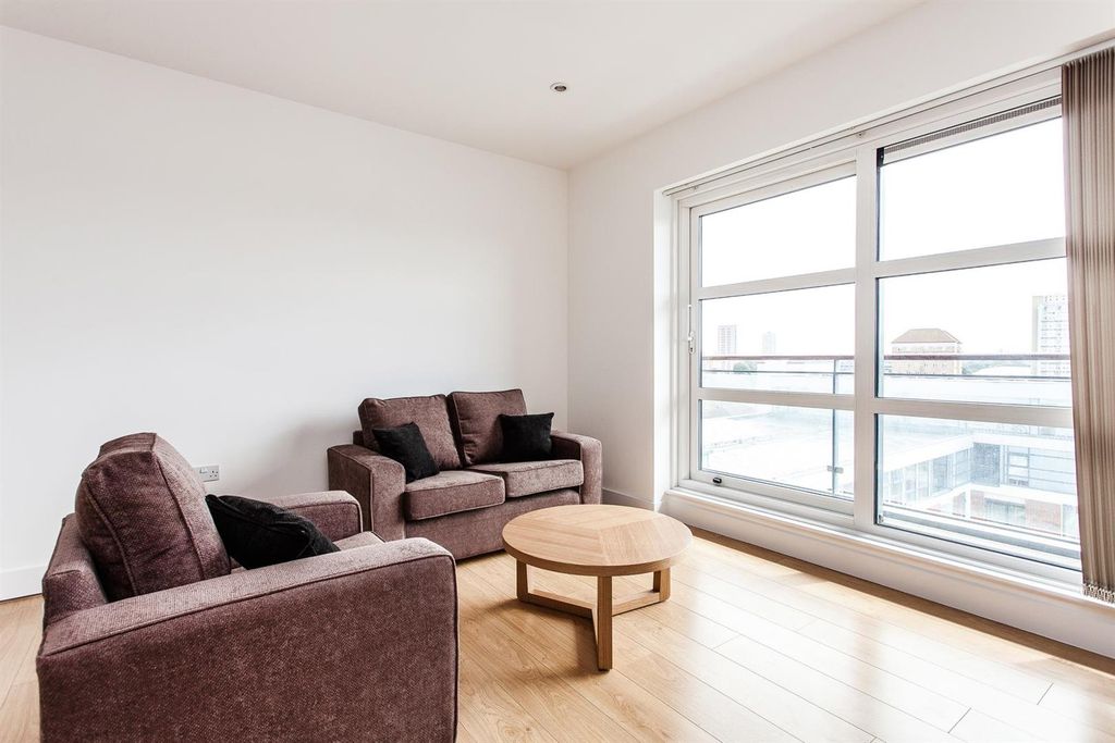 Property photo 1 of 11 Rec.Jpg