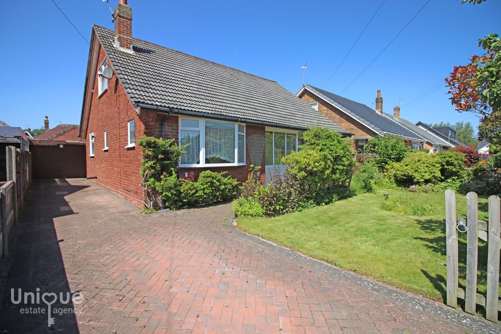 Property photo 1 of 27