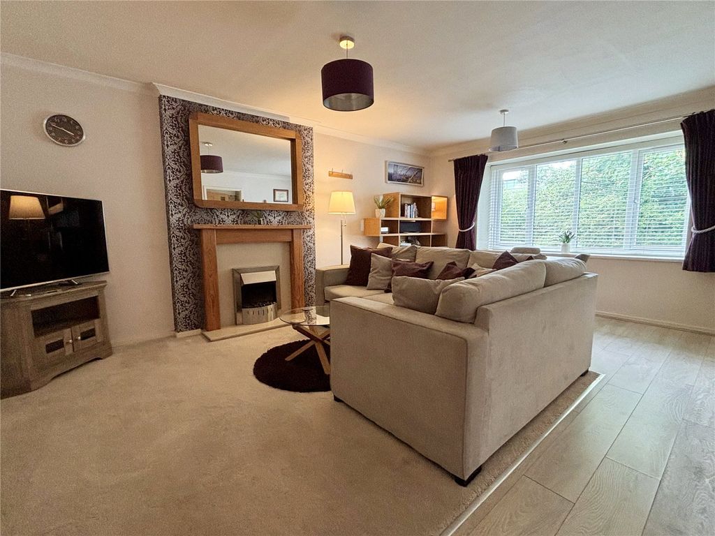 Property photo 3 of 14 Picture No. 16