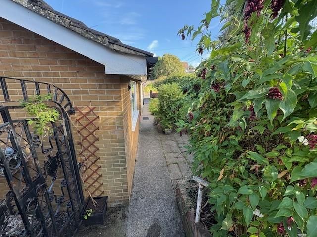 Property photo 2 of 18 13.Jpg