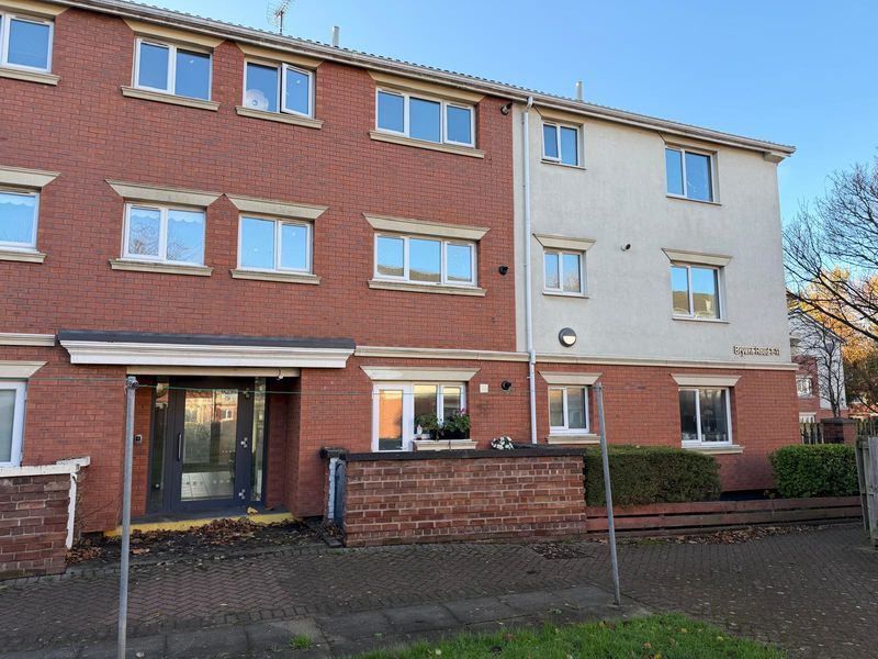 Property photo 1 of 6 Photo 6