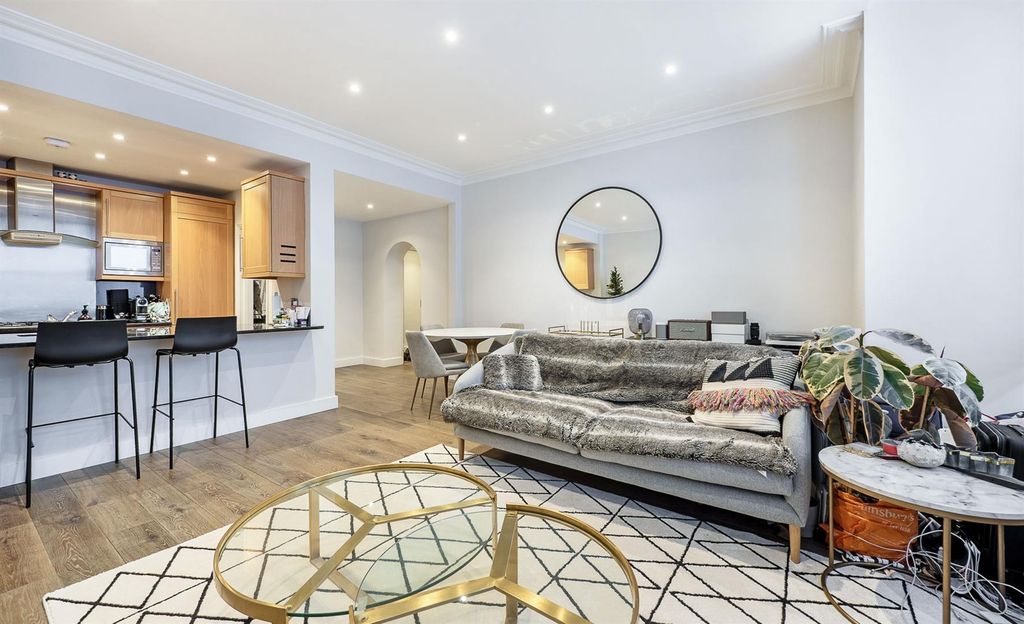 Property photo 3 of 15 Wetherby House 26-5-7. White Estates.Jpg