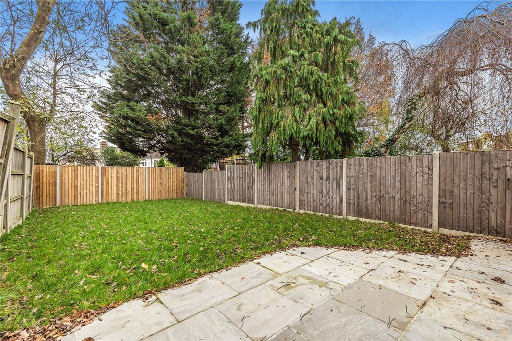 Property photo 3 of 14 Picture No. 02