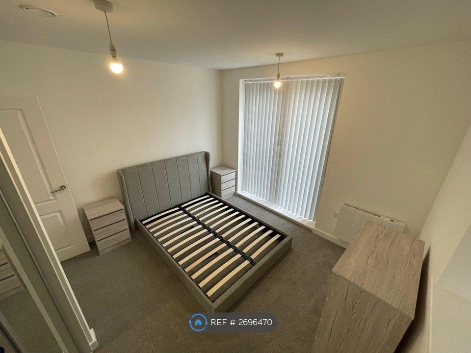 Property photo 3 of 12 Bedroom 1