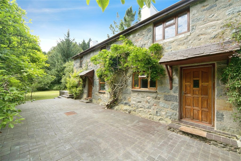 Property photo 1 of 18 Picture No. 06