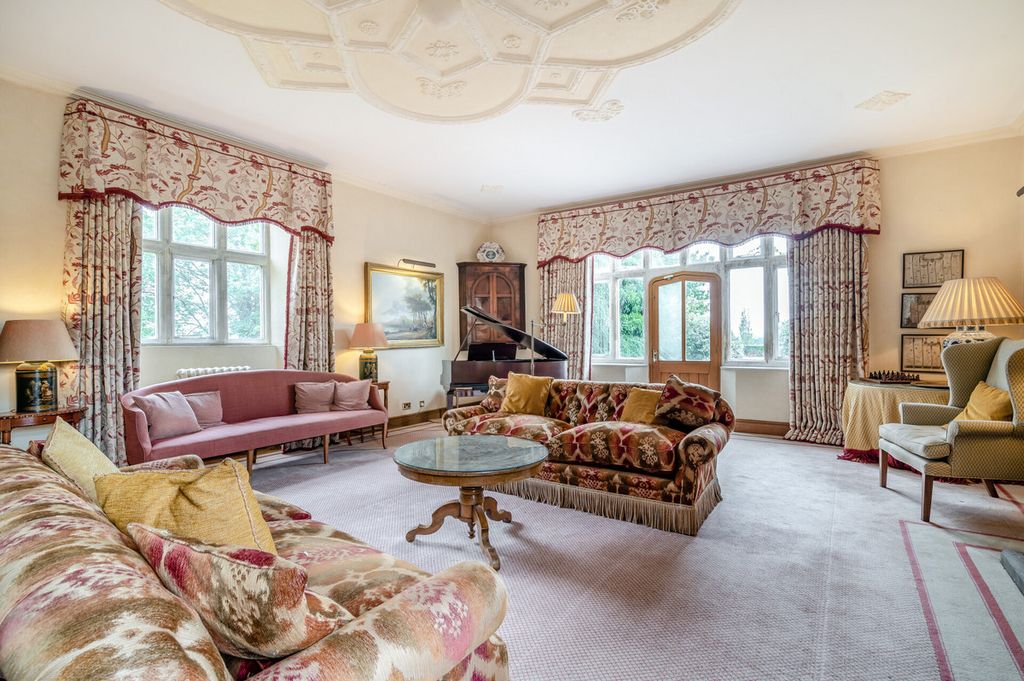 Property photo 3 of 50