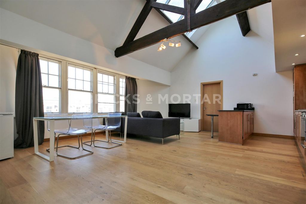 Property photo 1 of 8 Hsnkv8Vfko2Uamwp.Jpg