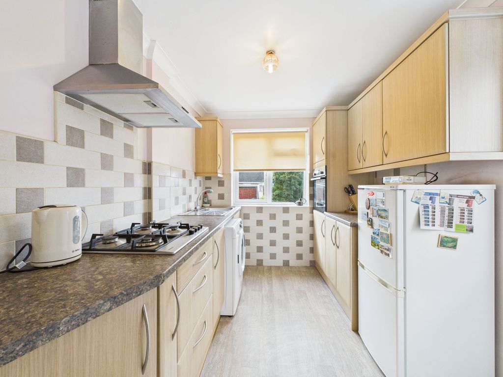 Property photo 3 of 31