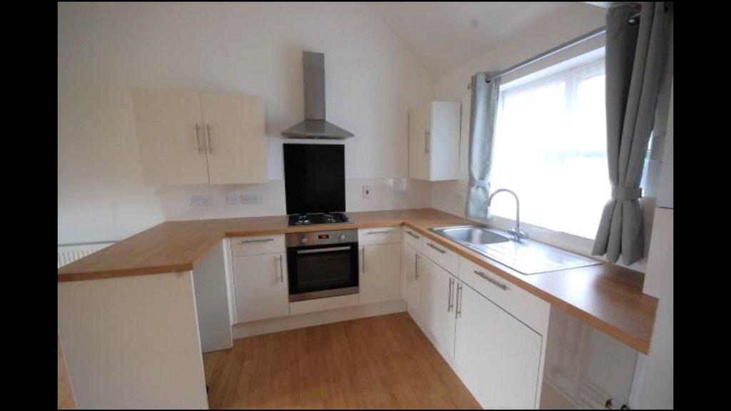 Property photo 3 of 8 Picture No. 02