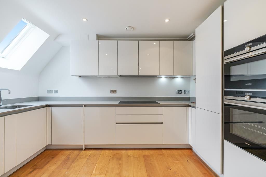 Property photo 3 of 12 Dsc09238Ed_Lge.Jpg