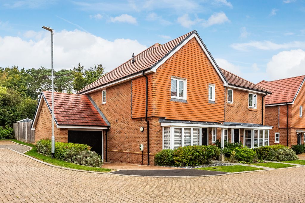 Property photo 1 of 27 1