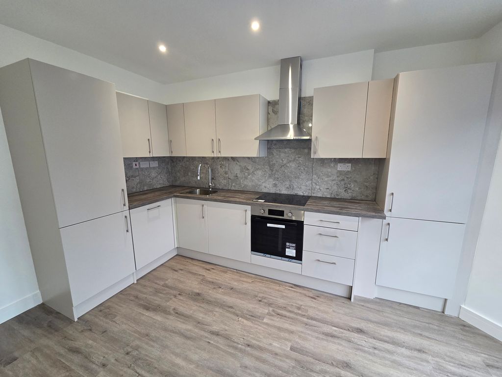 Property photo 2 of 9 Image