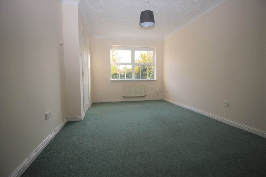 Property photo 3 of 9 Image