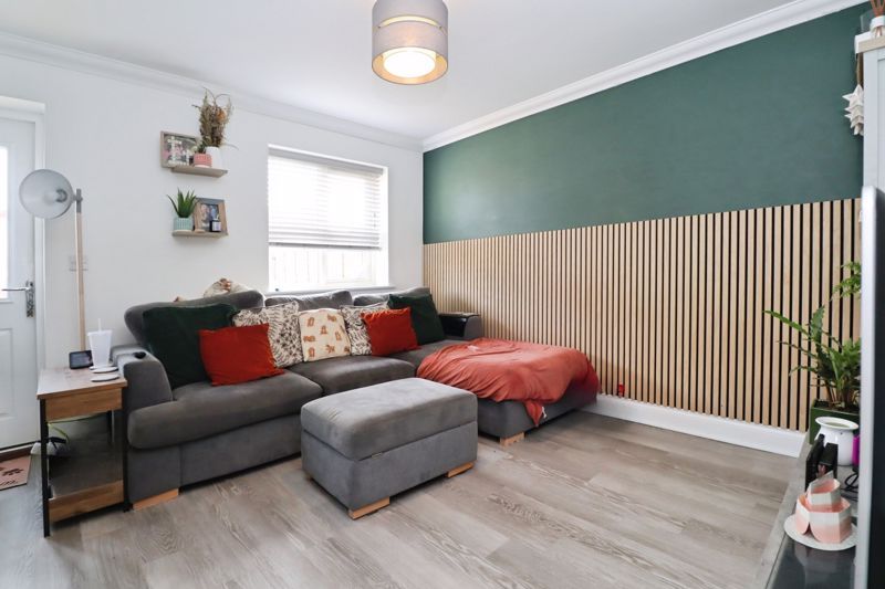 Property photo 3 of 15 Middleton Mews