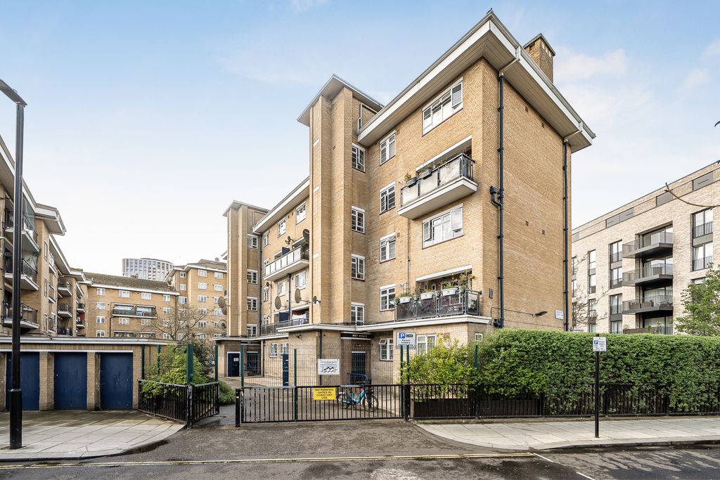 Property photo 1 of 13 Wey House, Salisbury Street, Nw8