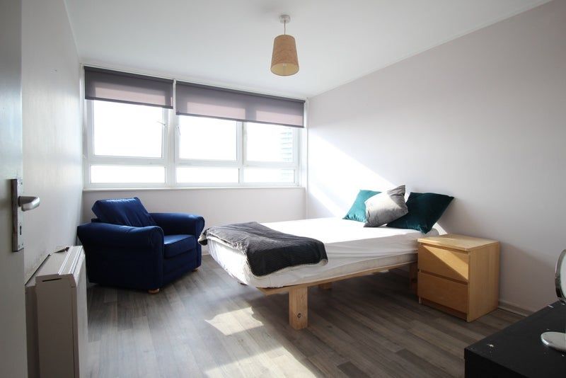 Property photo 1 of 3