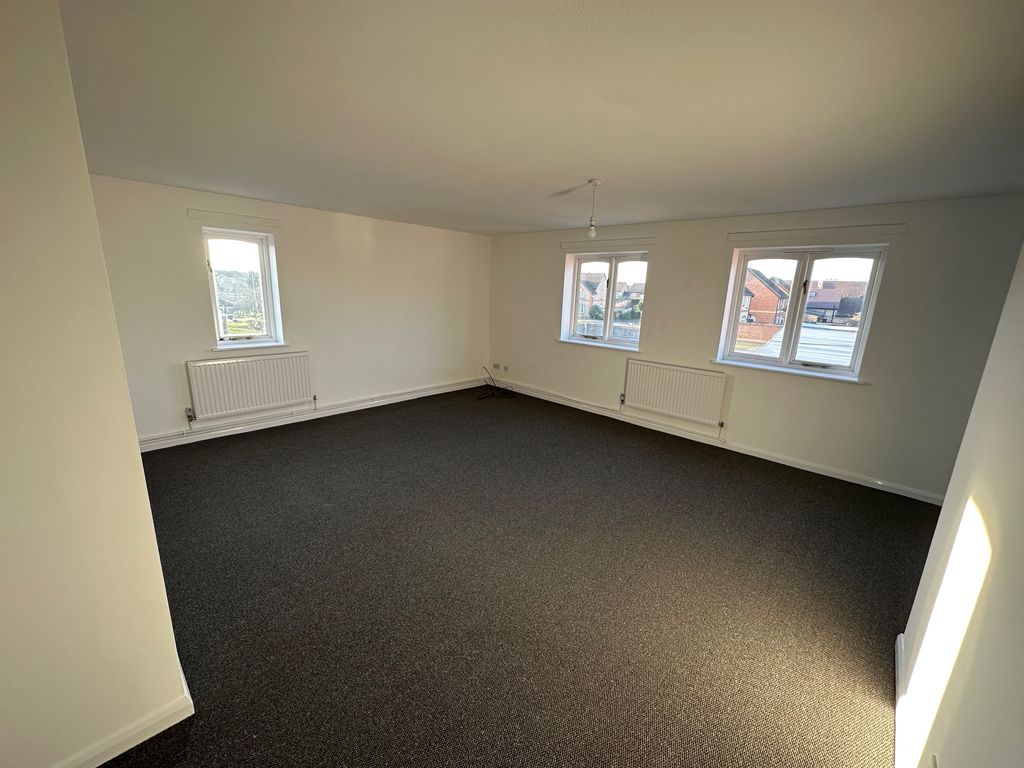 Property photo 3 of 7 Family Room