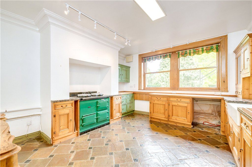 Property photo 2 of 22 Kitchen