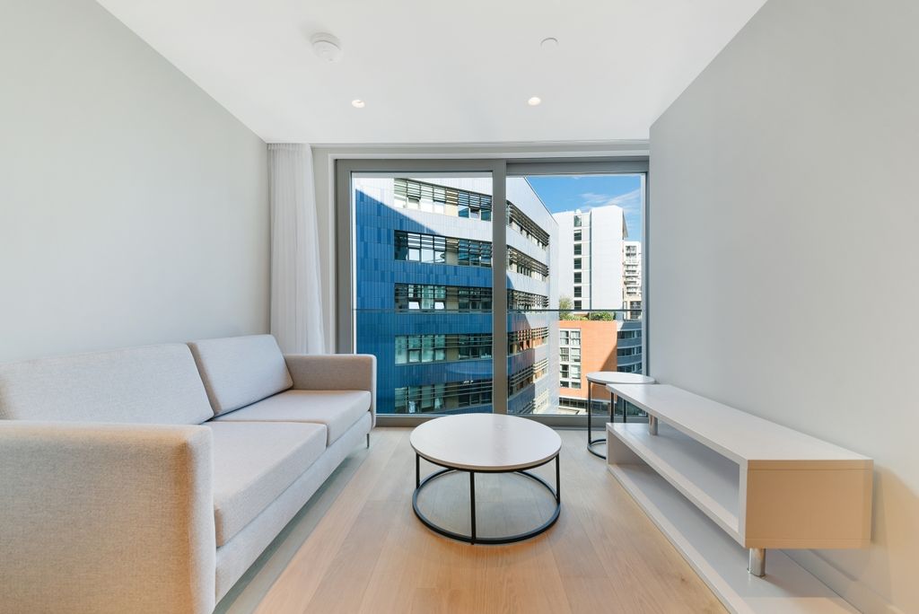 Property photo 2 of 7 Living Area