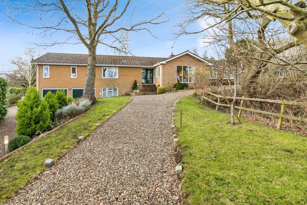 Property photo 1 of 24