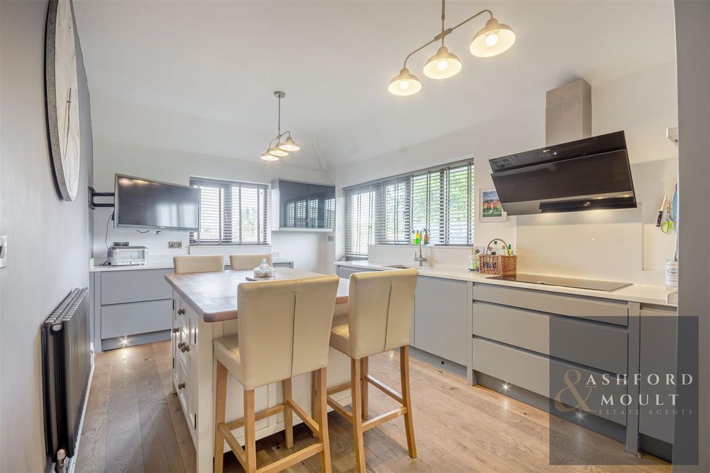 Property photo 3 of 55 Ashford-24.Jpg