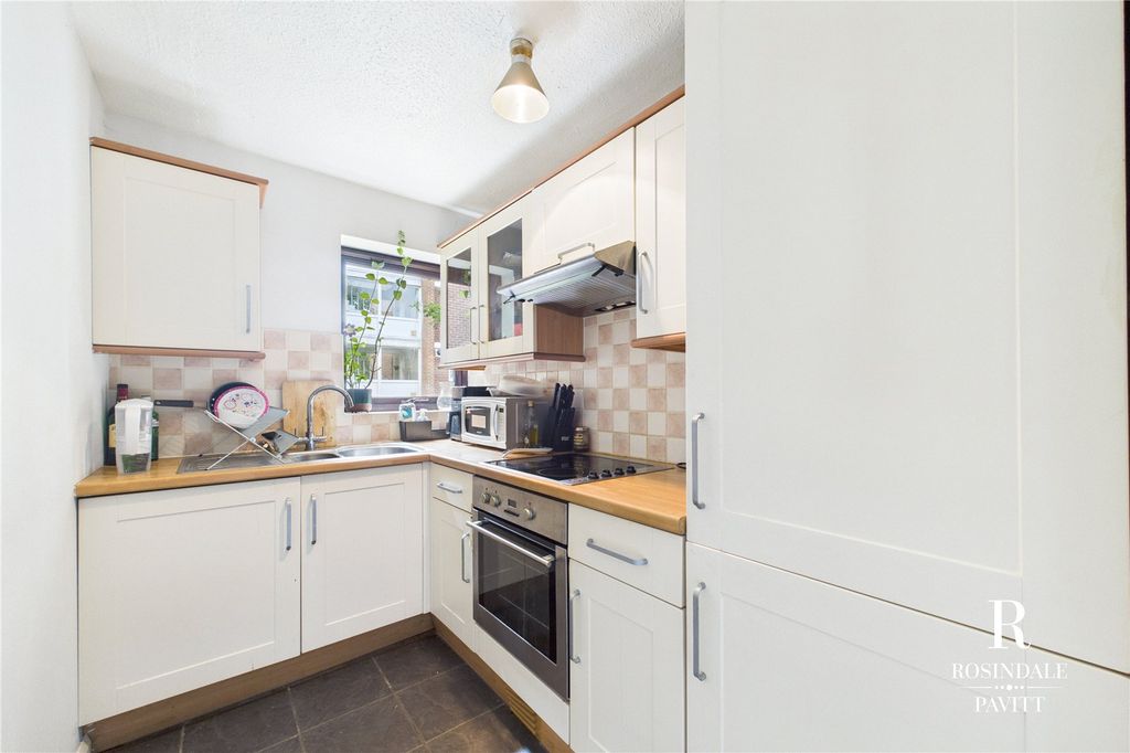 Property photo 3 of 12 Picture No. 06