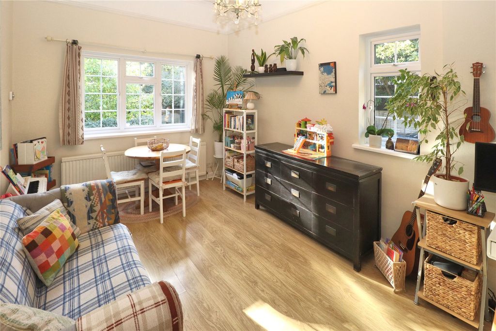 Property photo 3 of 13 Picture No. 13