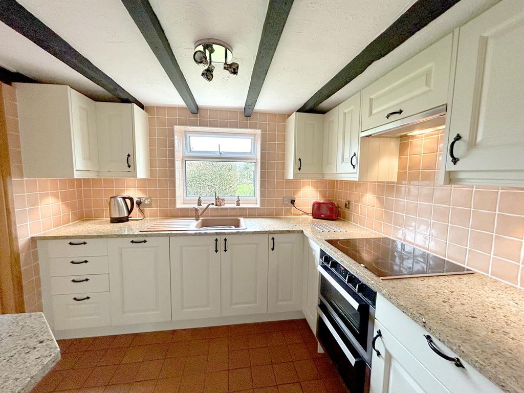 Property photo 2 of 31 Img_2013.Jpg