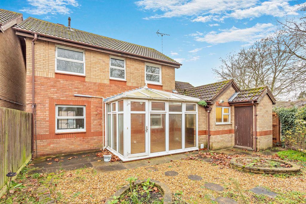 Property photo 2 of 16