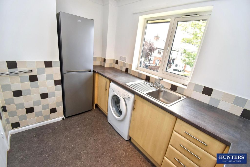 Property photo 3 of 15 Kitchen