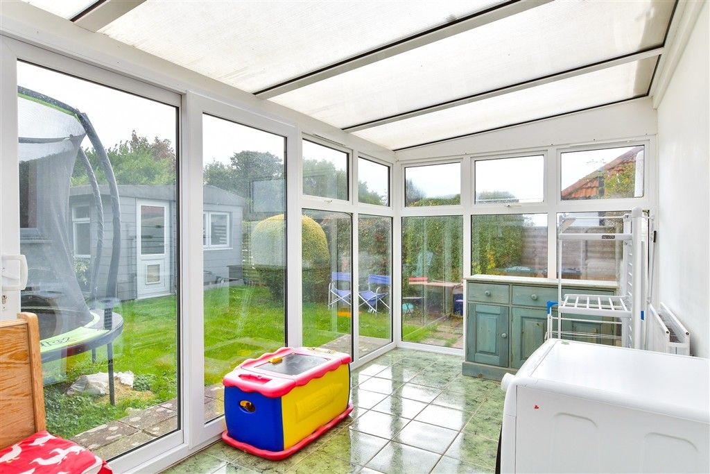 Property photo 2 of 13 Conservatory