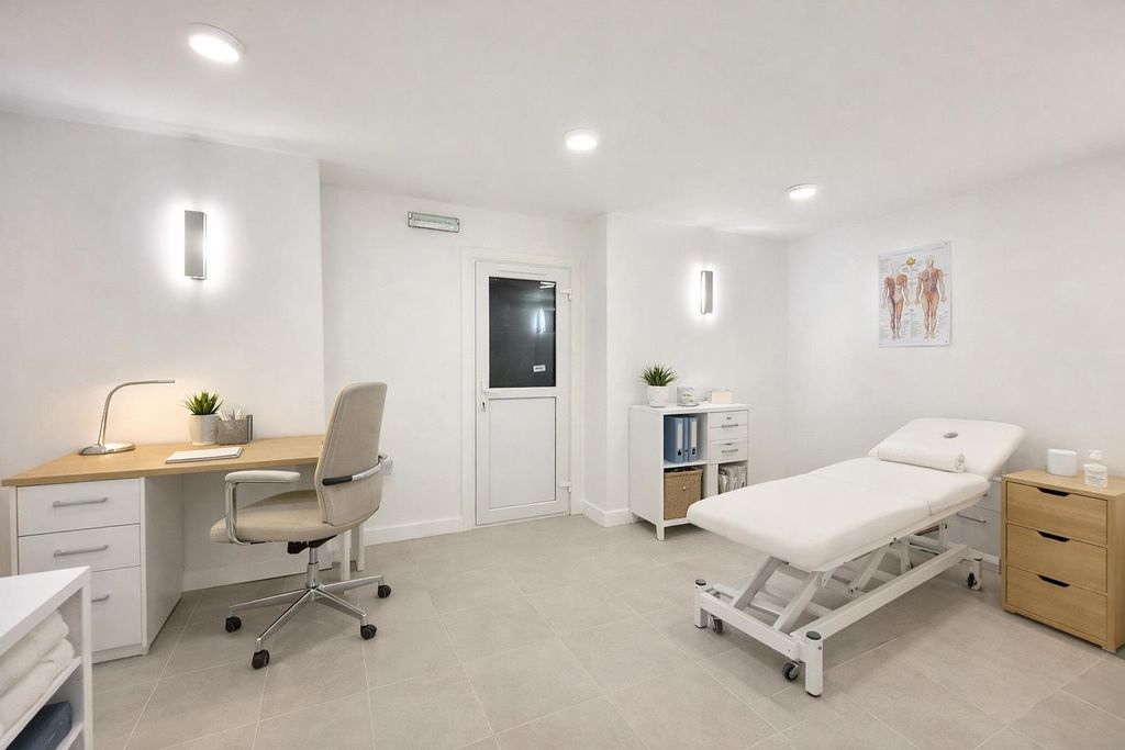 Property photo 1 of 5 08c8Edbc-901B-4B2A-9Cb3-3Aba7d791748.Png