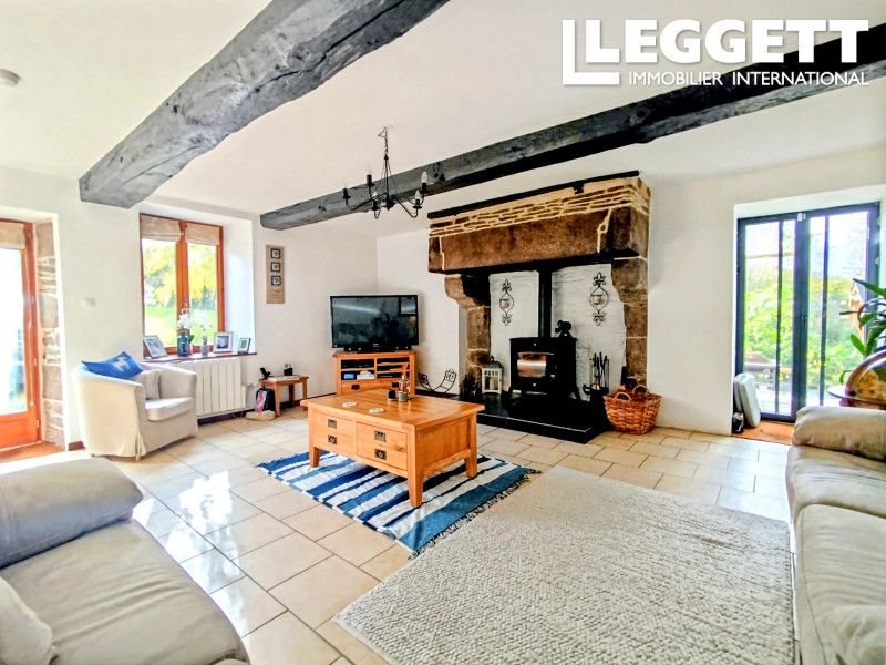 Property photo 2 of 10