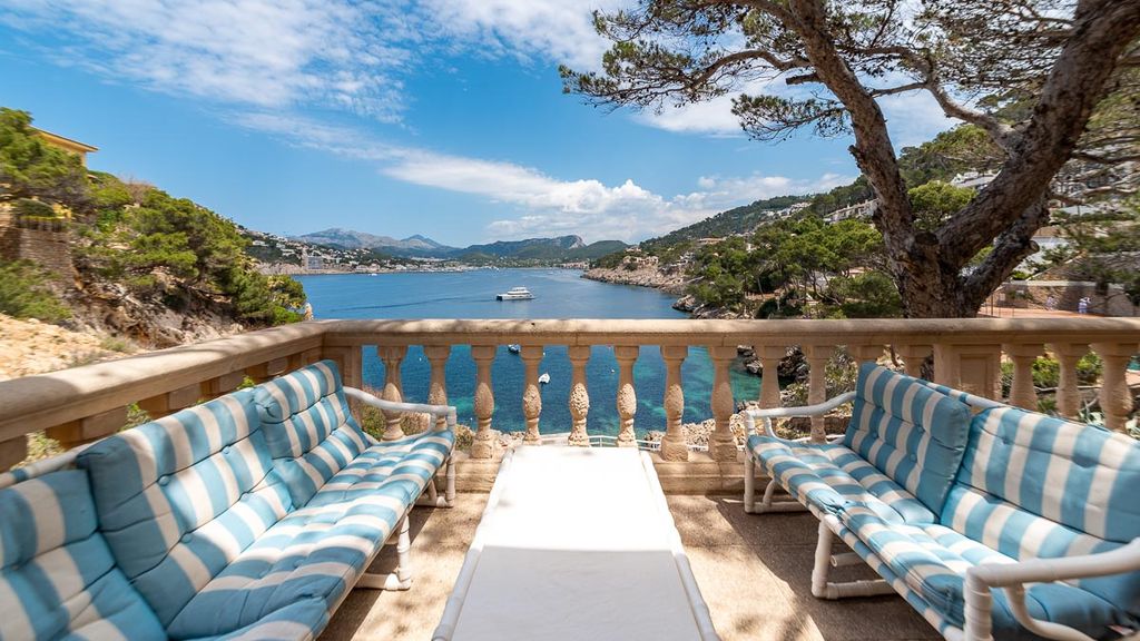 Property photo 2 of 17 74184 Small-14.Jpg