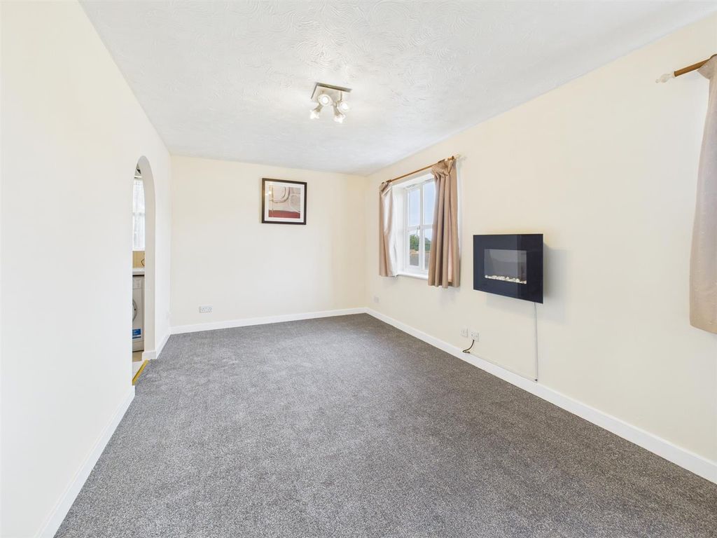 Property photo 3 of 8 Cam04907G0-Pr0302-Still003.Jpg