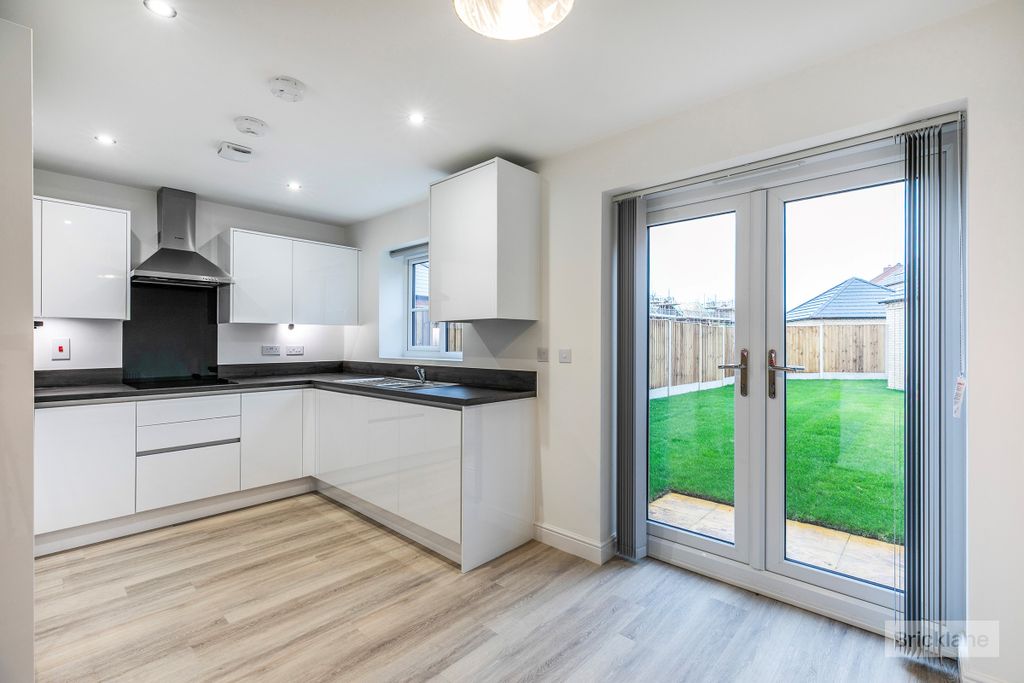 Property photo 2 of 15 View