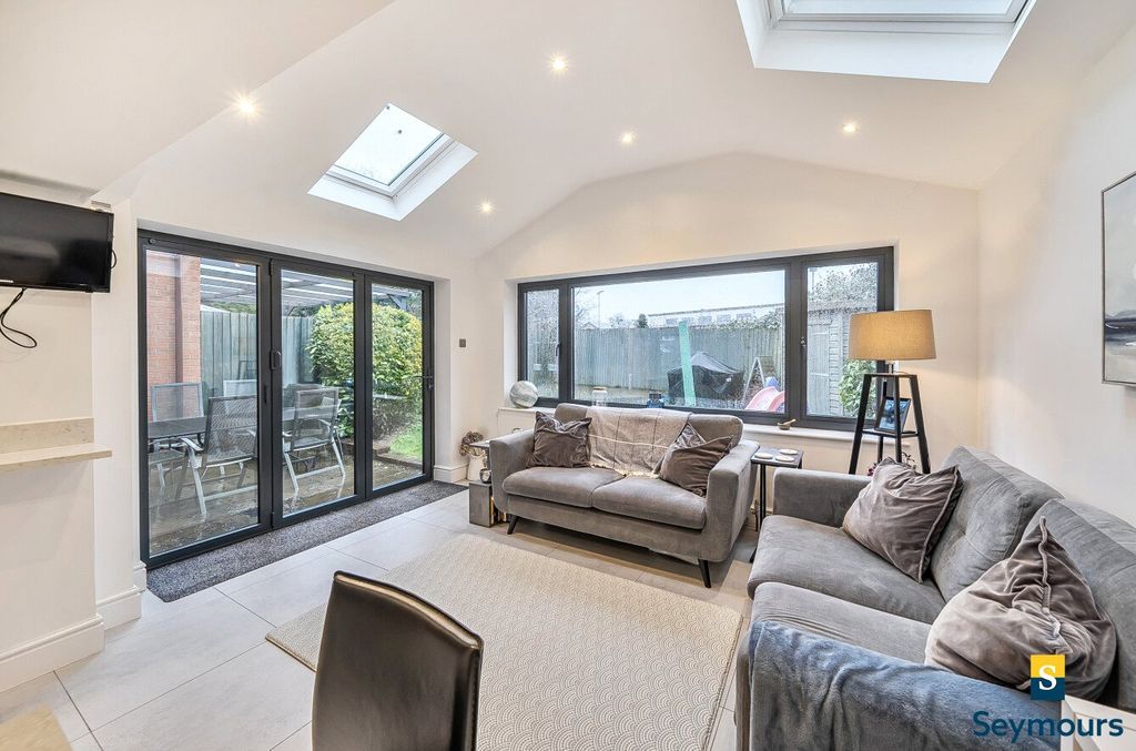 Property photo 3 of 21 Family Room