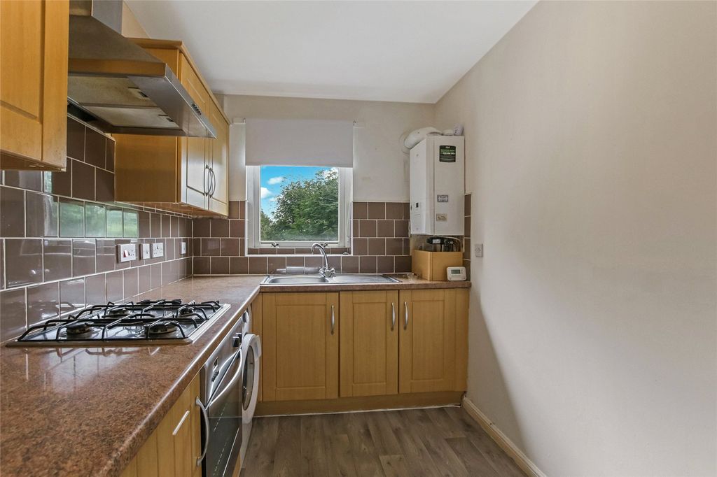 Property photo 3 of 21 Picture No. 08