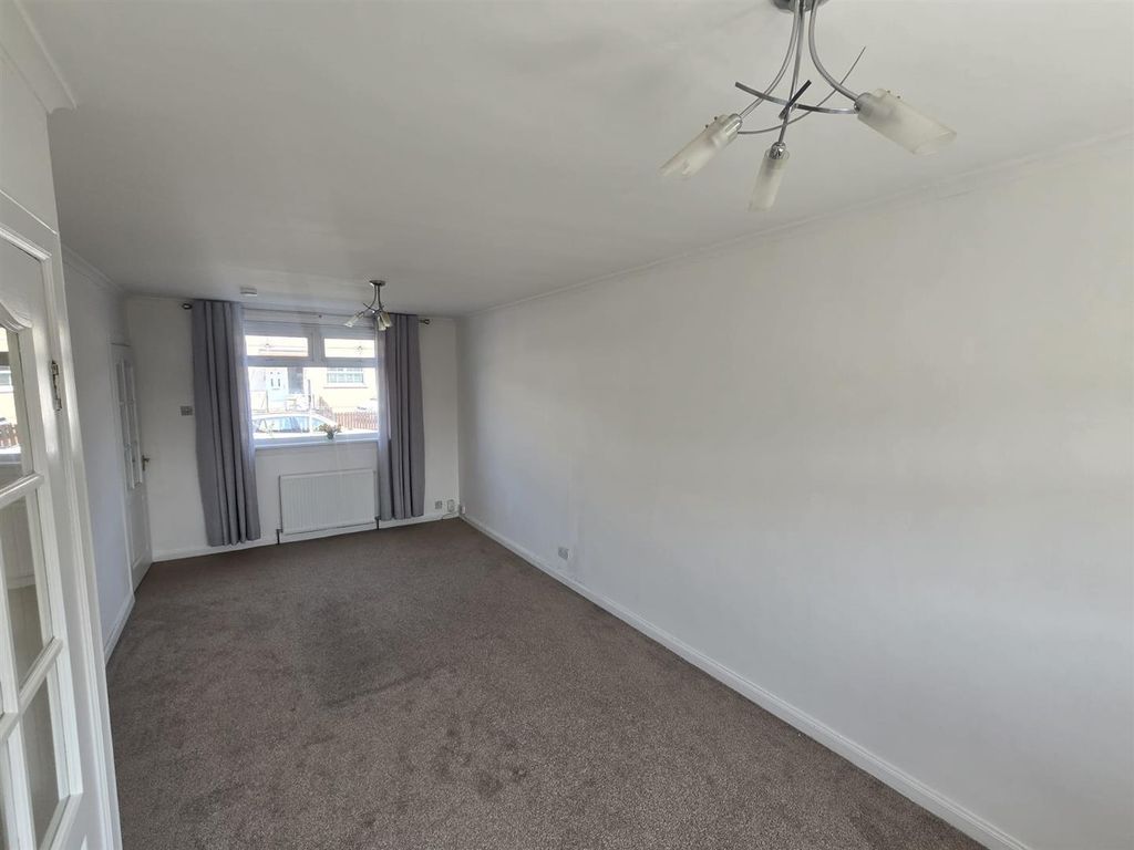 Property photo 3 of 8 1A.Jpg