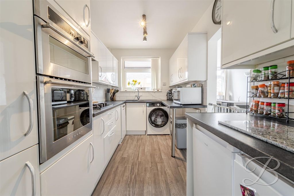 Property photo 3 of 35 Ccltd-22.Jpg