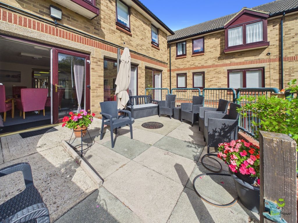 Property photo 1 of 16 Presented By Clinton At Ewemove Bexleyheath And Da