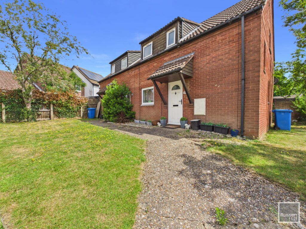 Property photo 1 of 17
