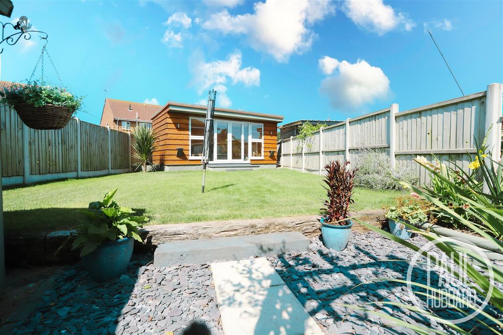Property photo 3 of 17 Img_4981.Jpg