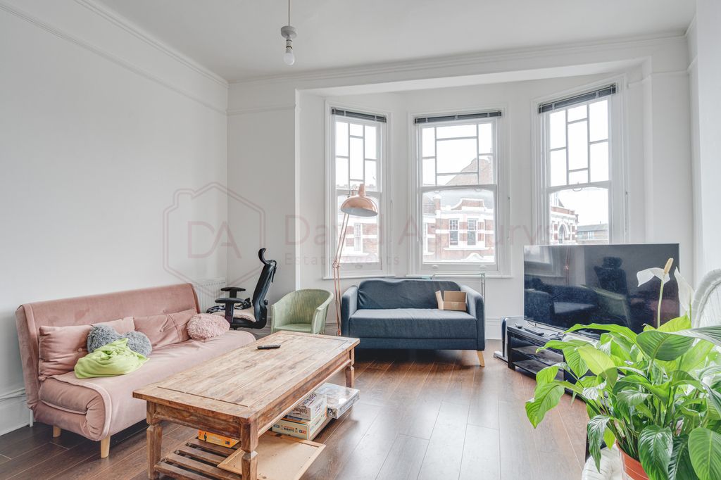 Property photo 3 of 10 Dsc01177Hdr