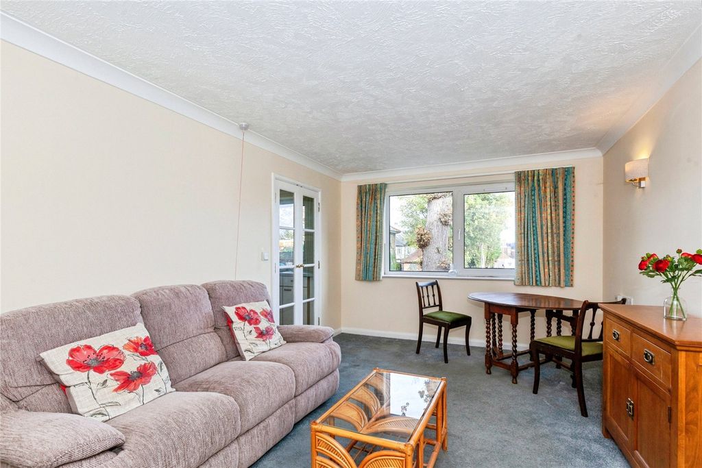 Property photo 1 of 10 Picture No. 14