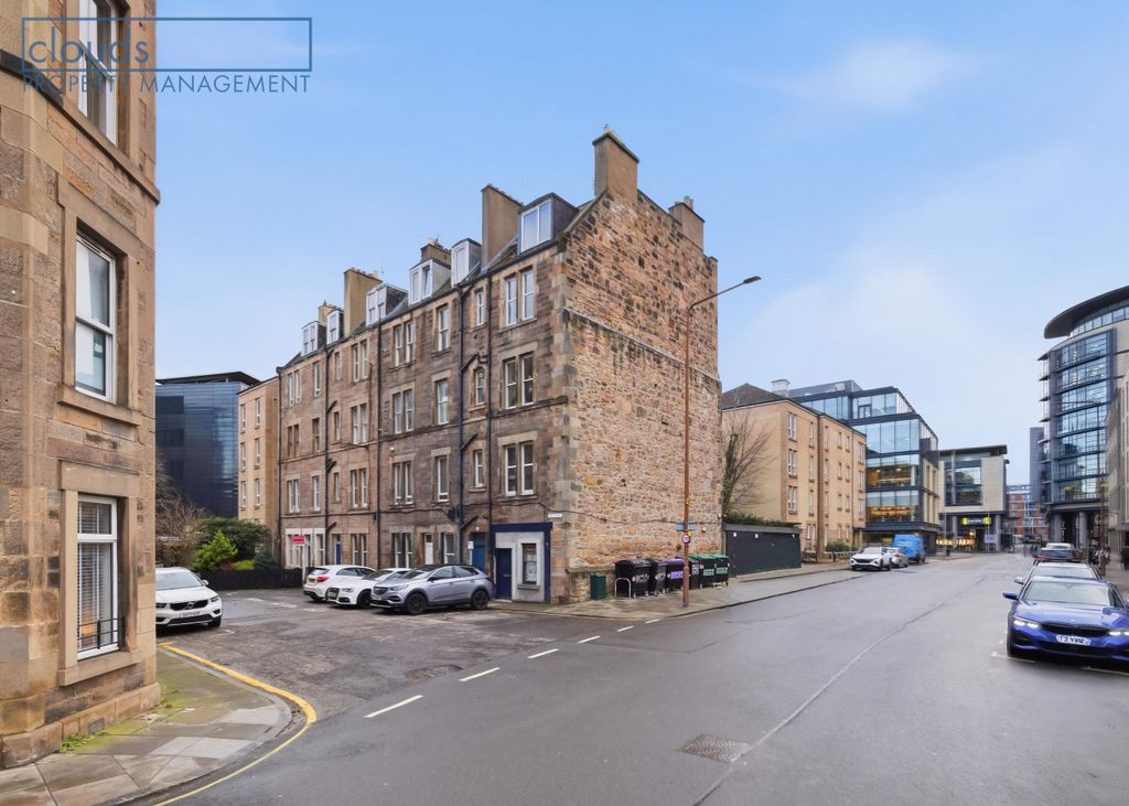 Property photo 2 of 17 External