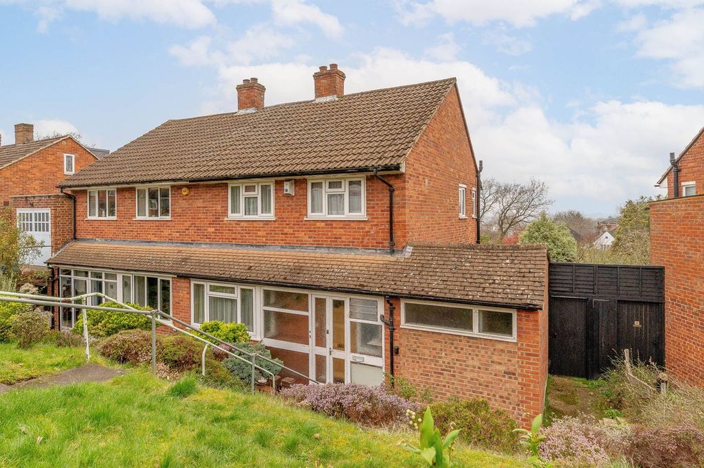 Property photo 2 of 22